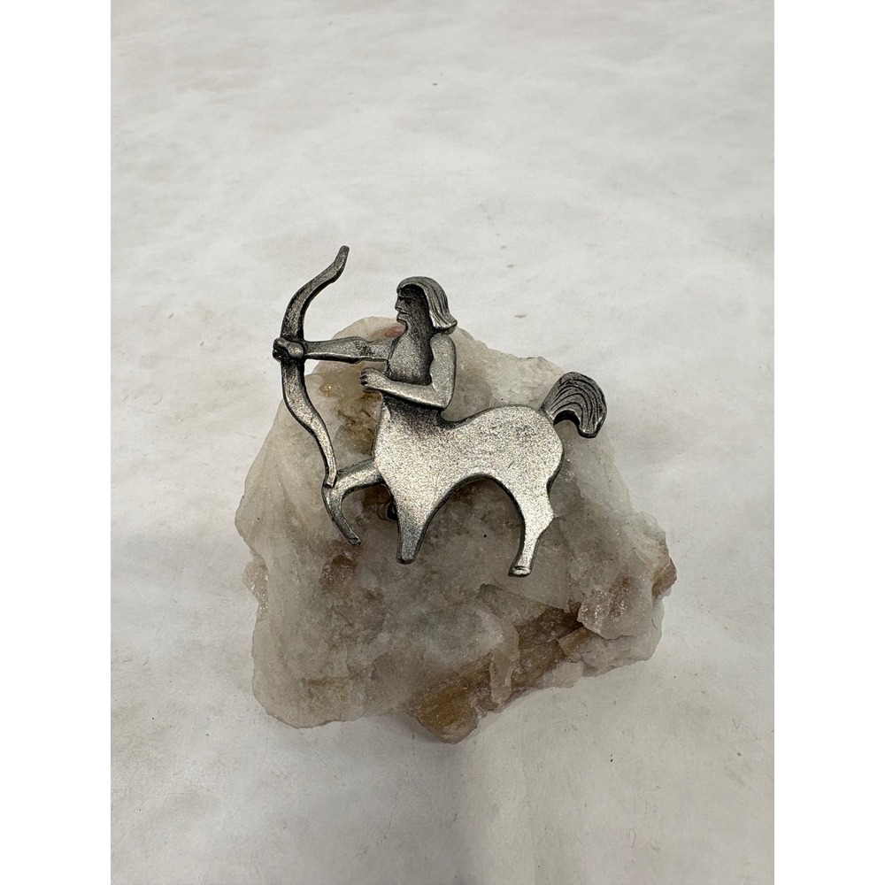 Vintage Metzke Pewter Centaur Archer Brooch Sagittarius Zodiac Pin Mythology - Picture 2 of 4